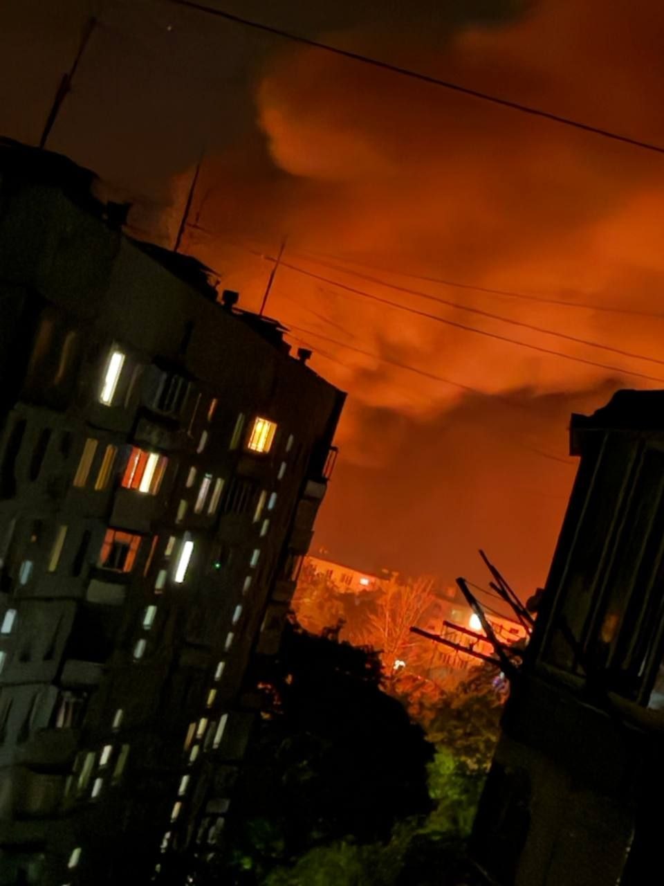 Чугуїв і Харків під ударом: троє загиблих, пожежі в кількох районах фото 2