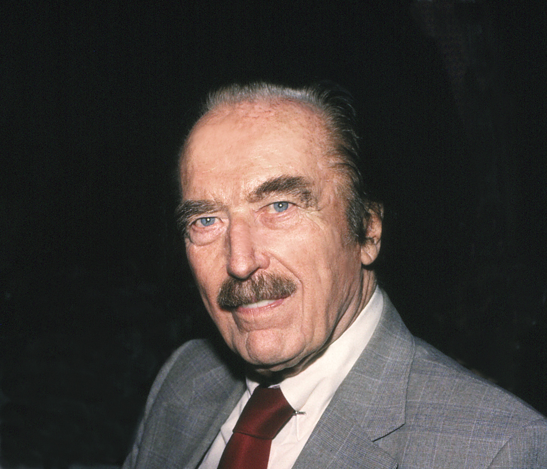 Фред Трамп, 1988 рік