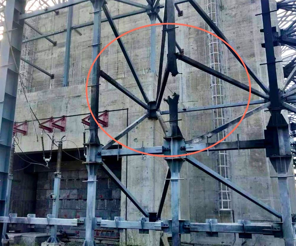 Незначні пошкодження протидетонаційних екранів; всі інші конструкції – цілі, обʼєкти неушкоджені