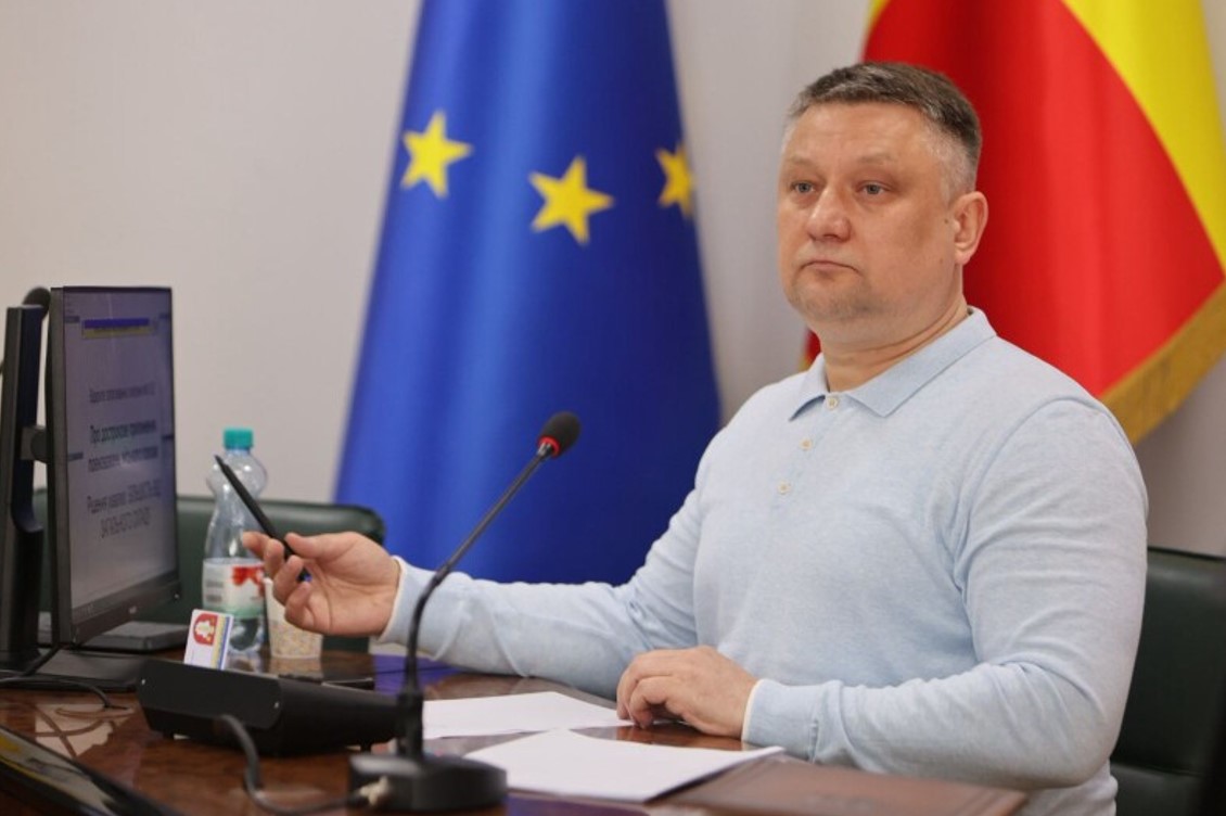 Під час сесії Луцької міськради 25 березня було звільнено також секретаря Юрія Безпятка