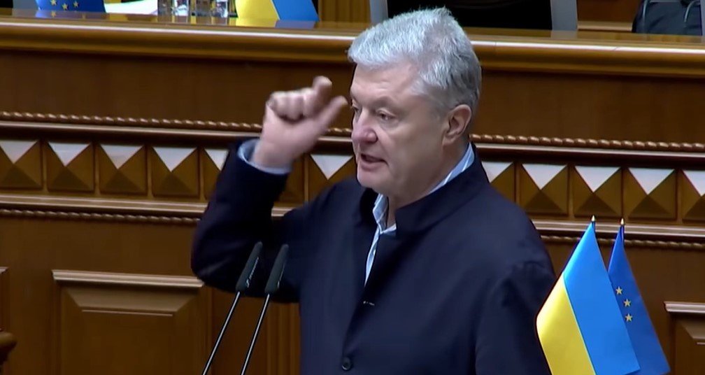 Обговорення податкових законопроєктів запам’яталося багатьом свіжим мемом від Петра Порошенка