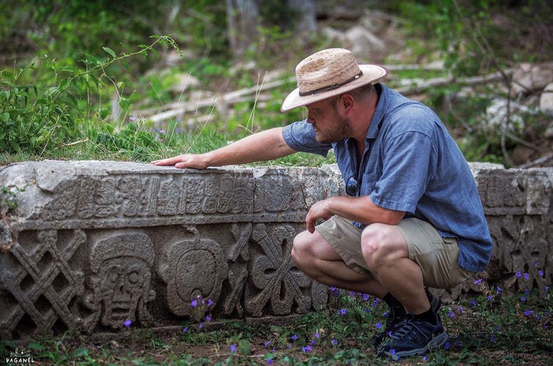 Полюхович та ієрогліфи