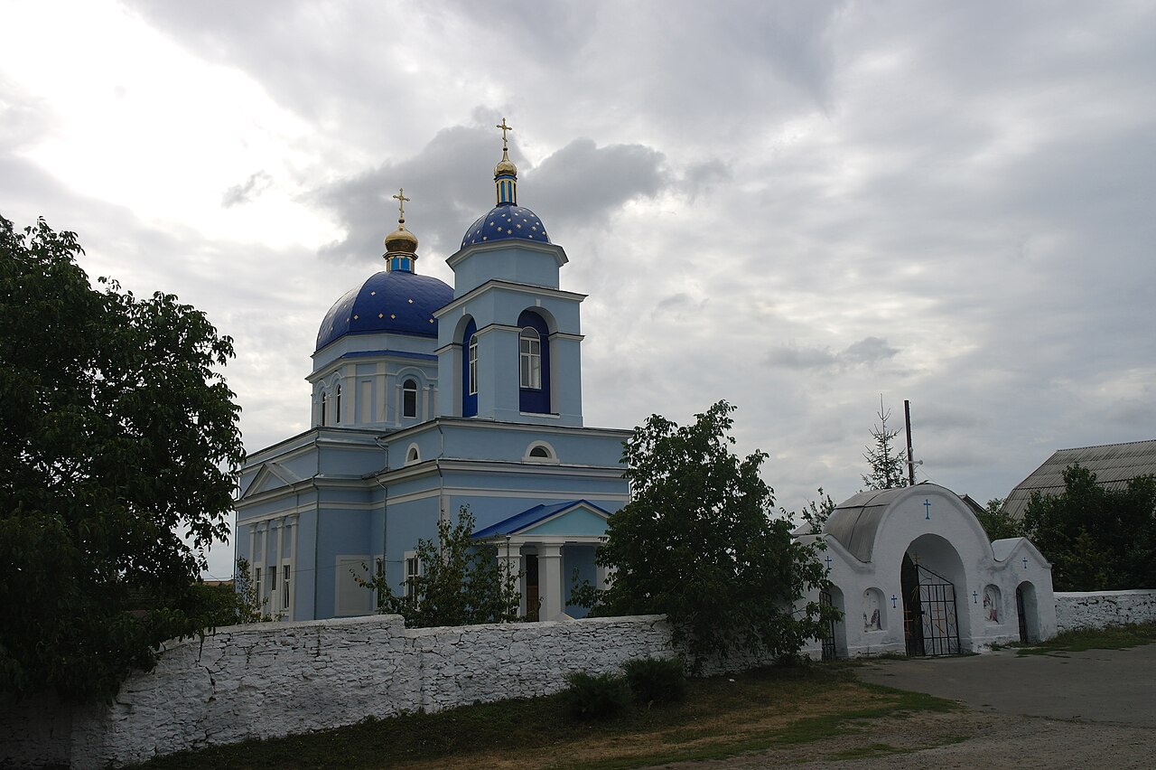 Церква Різдва Богородиці – православний храм та пам'ятка архітектури у Вендичанах Могилів-Подільського району Вінницької області