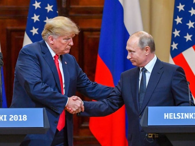 Президент США Дональд Трамп и президент России Владимир Путин после встречи в Хельсинки в 2018 году. Фото АФП