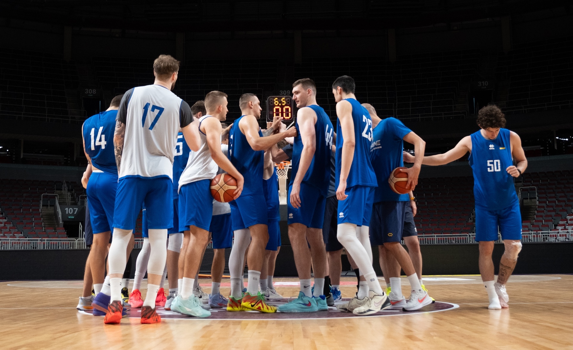 Українські баскетболісти продовжують боротьбу за потрапляння на Чемпіонат світу