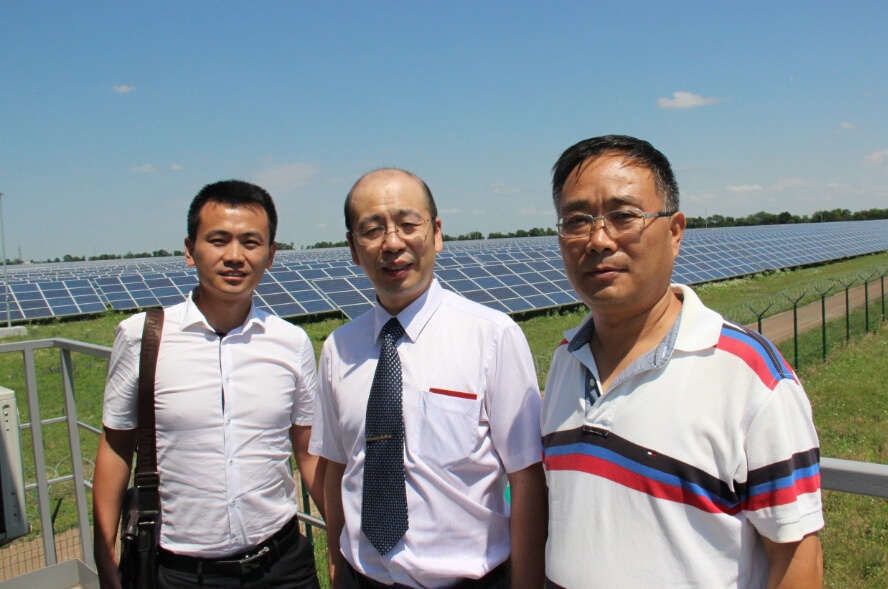 У центрі – в.о. генерального консула КНР в Одесі Го Хунлян