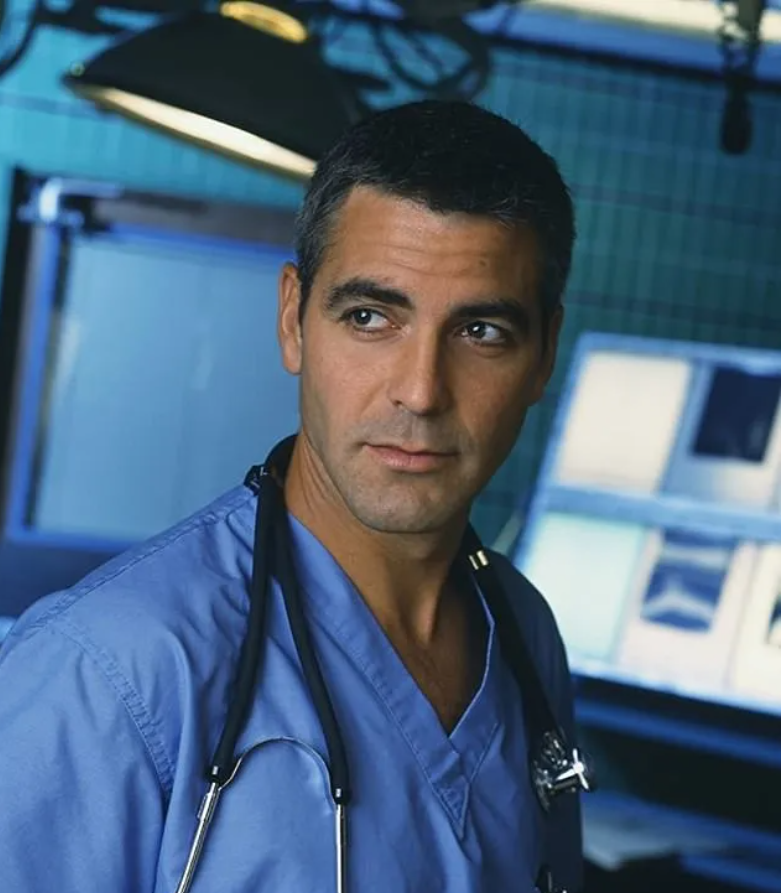 Клуни в образе доктора Росса