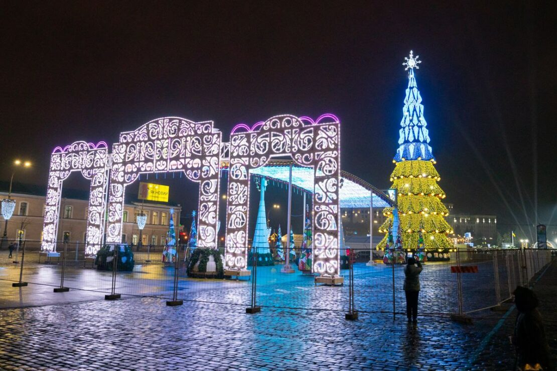 Головна новорічна ялинка Харкова. Фото: izvestia.kharkov.ua