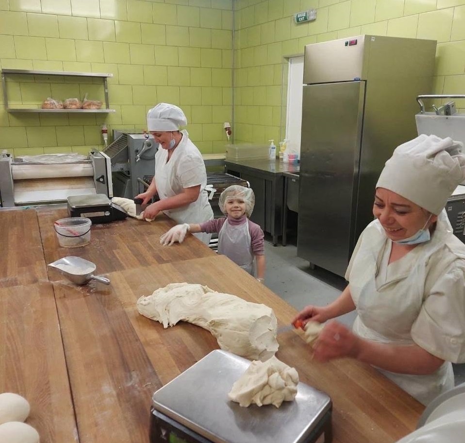 Працівники магазинів у Київській області брали на роботу дітей під час бойових дій (фото пресслужби Novus)