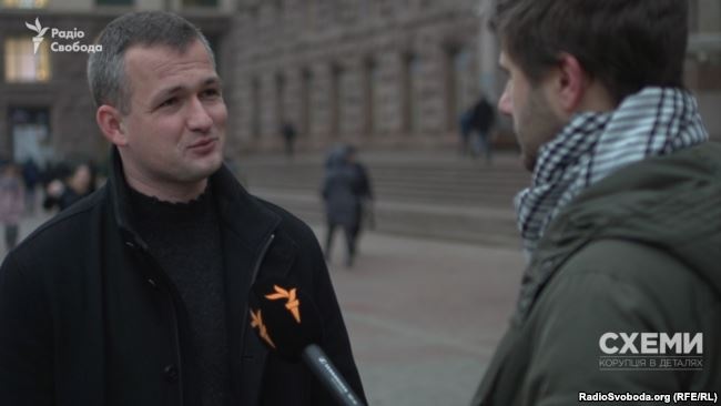 Народний депутат Юрій Левченко каже, що Бондаренко отримав право представляти інтереси всієї Київради у найвищих судових інстанціях