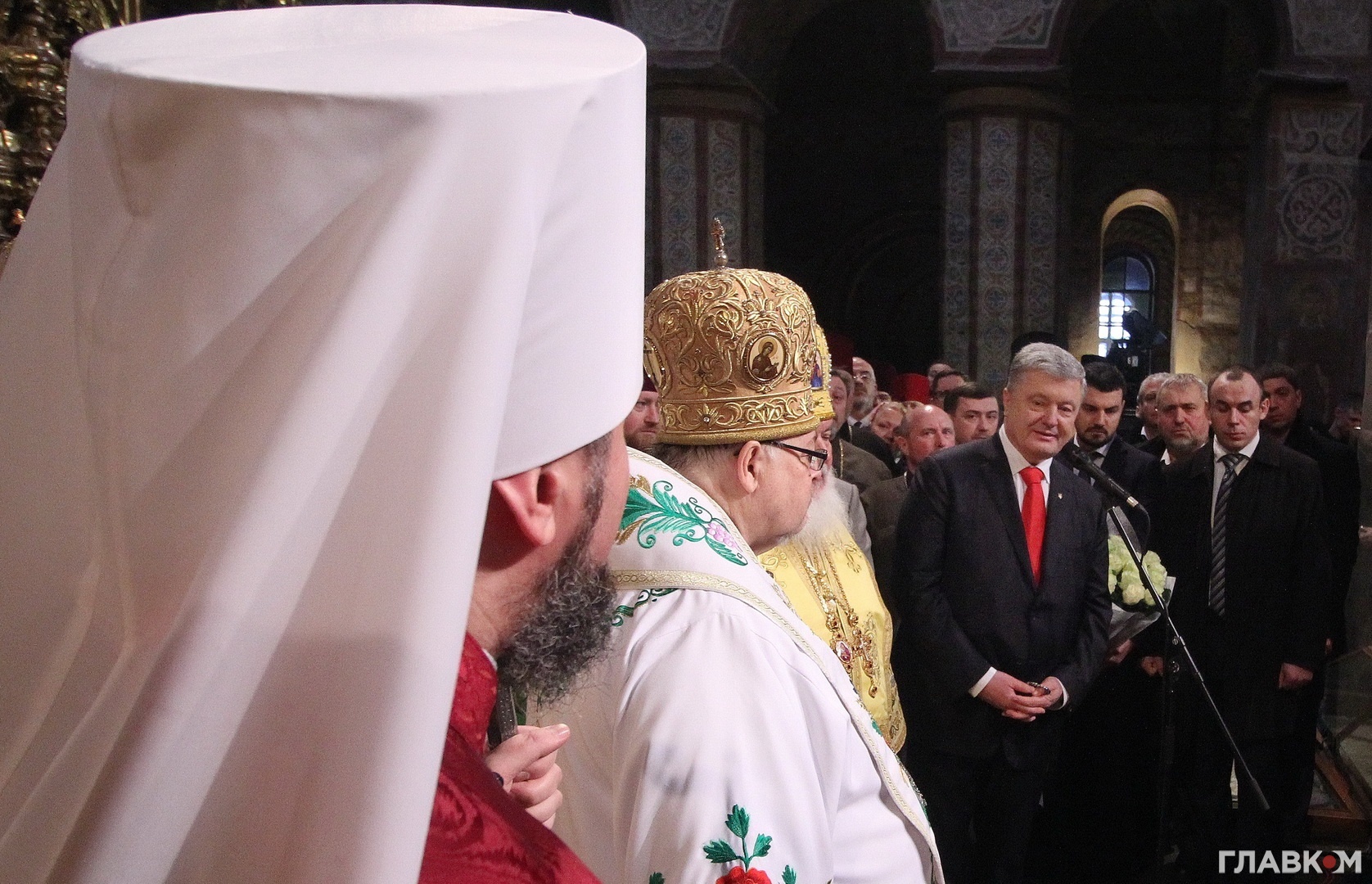 Президент України Петро Порошенко привітав митрополита Епіфанія із зведенням на престол Київської митрополії
