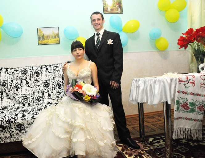 Катерина Щука виходить заміж (фото: Північно-Східне міжрегіональне управління з питань виконання кримінальних покарань)
