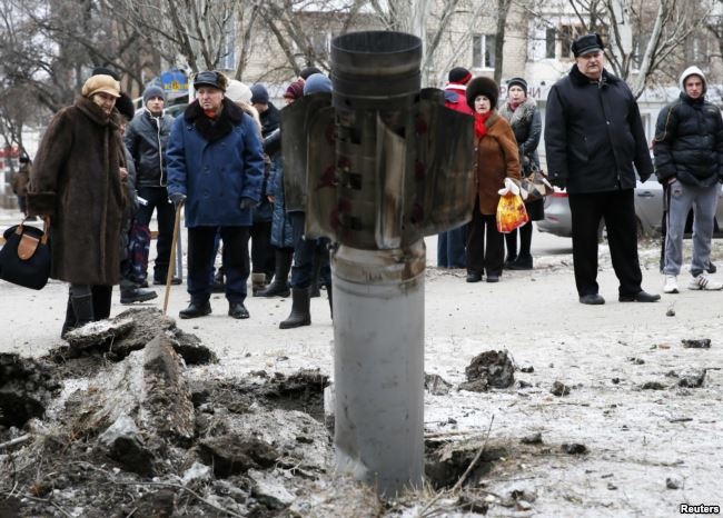 Краматорськ, 10 лютого 2015 року. Внаслідок ракетного обстрілу міста з боку російських гібридних сил тоді загинули 15 людей і 15 були поранені