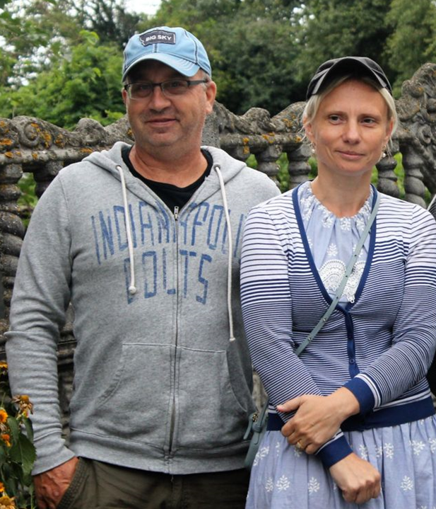 Вікторія Спартц з чоловіком у рідній Носівці (Чернігівщина), 2019 рікФото: ВВС