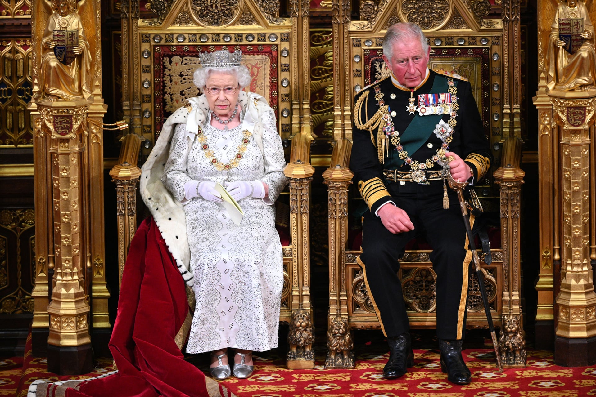 Королева та принц Чарльз мають повноваження перевіряти закони через процедуру згоди. Фото: Shutterstock