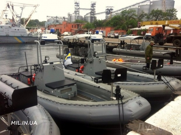 Надувні човни виробництва компанії Willard Sea Force 730 і Sea Force 11M