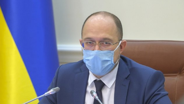 Глава уряду Денис Шмигаль обіцяє усім роботу за 200 євро