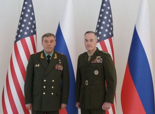 Зустріч керівників генеральних штабів РФ і США Валерія Герасимова та Джозефа Данфорда. Лютий 2017 року