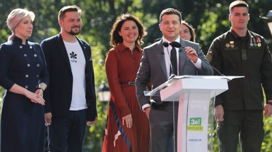 Євгенія Кулеба разом з президентом на презентації київської команди