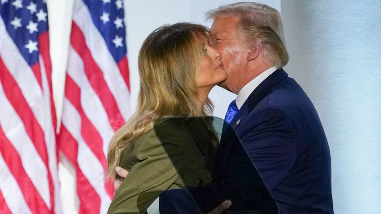 Трамп подякував дружині (фото: news.sky.com)