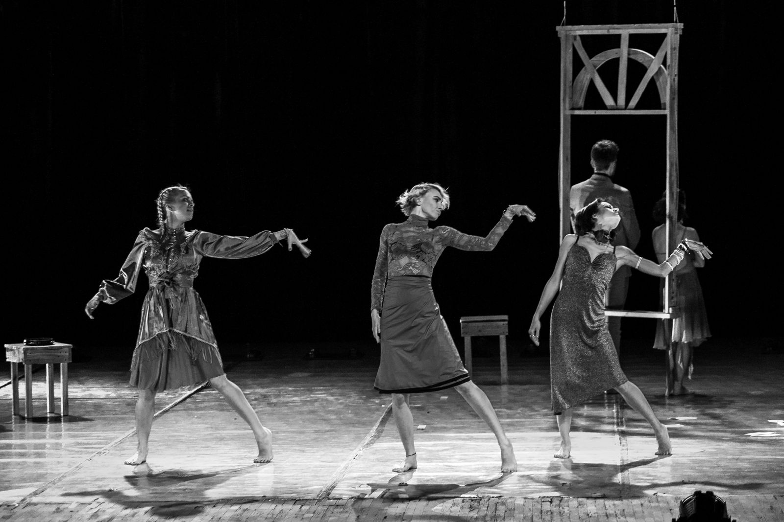 Вистава театру «Мізантроп» - «Три сестри»