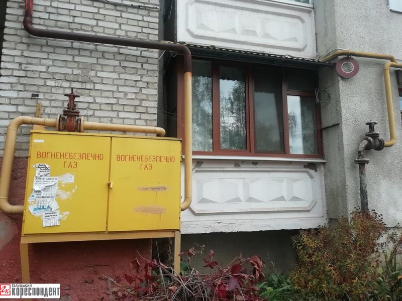 Протягом останніх 20 років в Івано-Франківську кількість будинків з централізованим теплопостачанням зменшилась з 839 до 732. З урахуванням виданих дозволів на відключення у 2020 році, з централізованим теплопостачанням залишиться 667 будинків