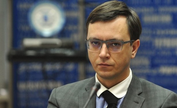 Володимир Омелян хотів сам звільнитись з посади міністра інфраструктури, але потім на зло Гройсману передумав