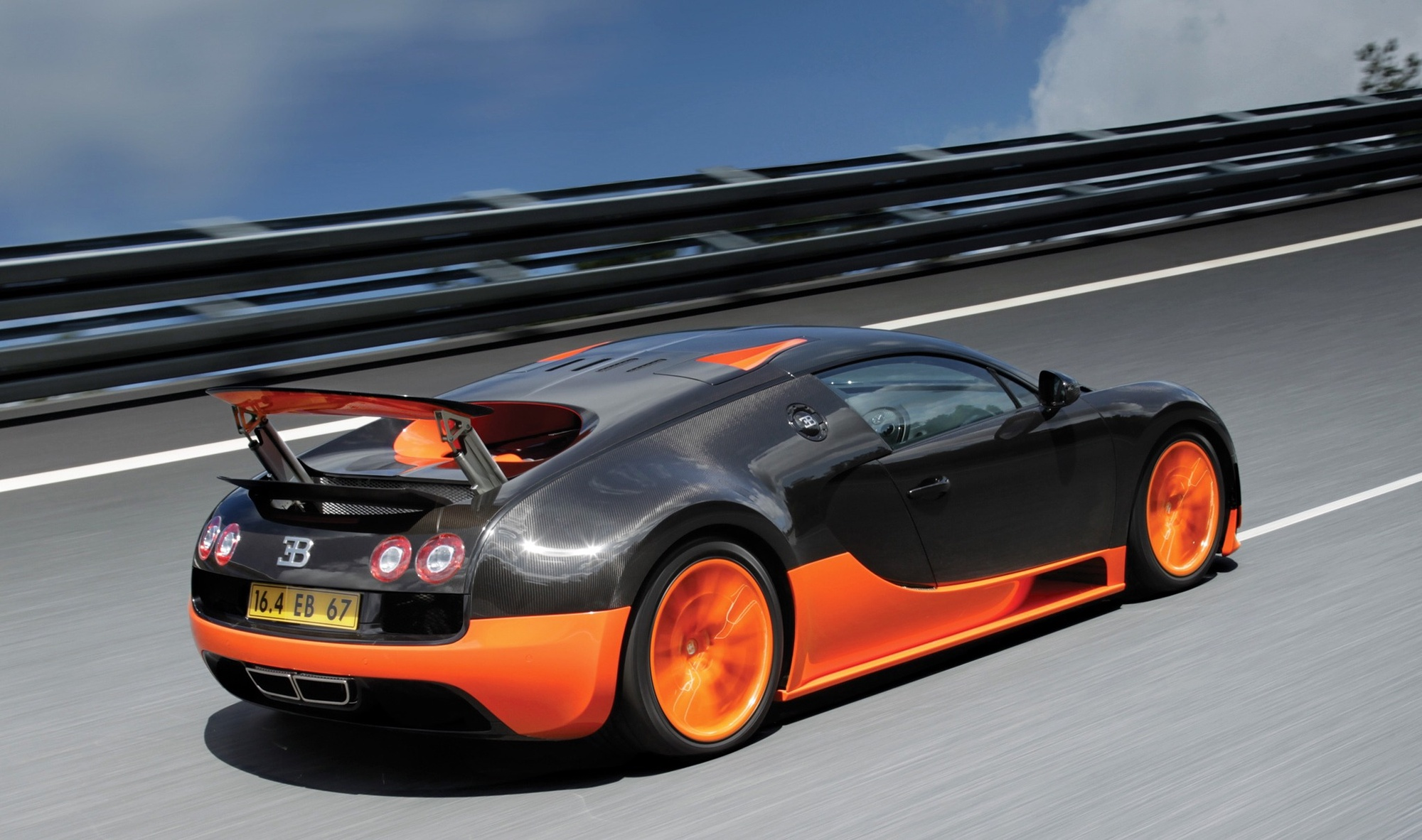 Bugatti Veyron Super Sport © Wheelsage