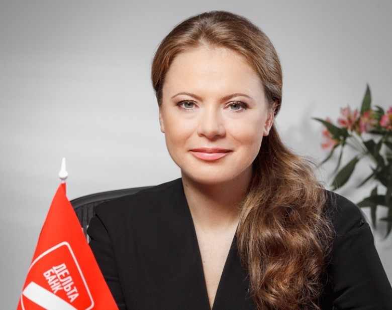 Олена Попова (фото з відкритих джерел)