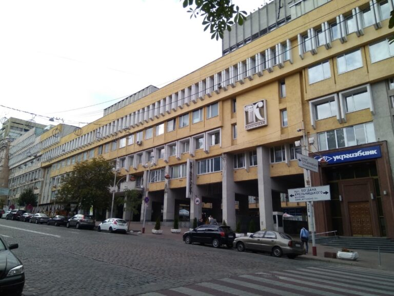 У будівлі «Київпроекту» створили знакові будівлі столиці Фото з відкритих джерел