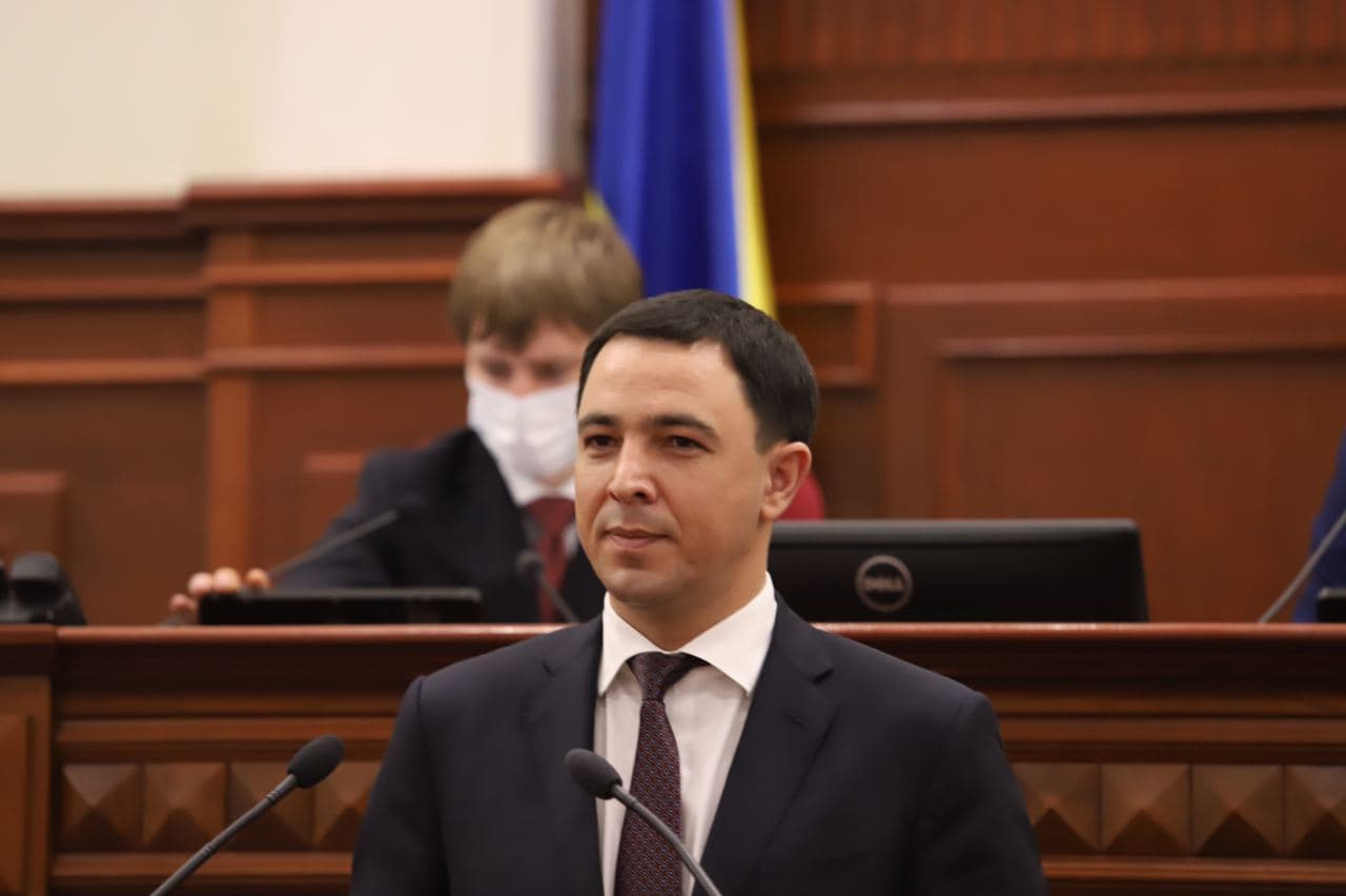 З грудня 2015 до 2020 року Володимир Прокопів обіймав посаду заступника міського голови — секретаря Київради