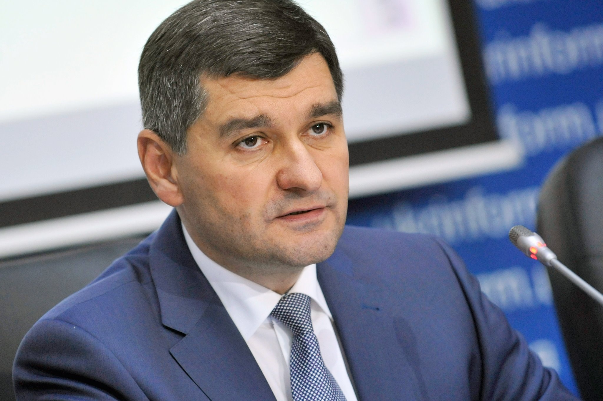 Ігор Прокопів обіймав посаду президента «Укртрансгазу» від серпня 2014 року. У лютому 2017-го його відсторонили від виконання обов'язків «через махінації»