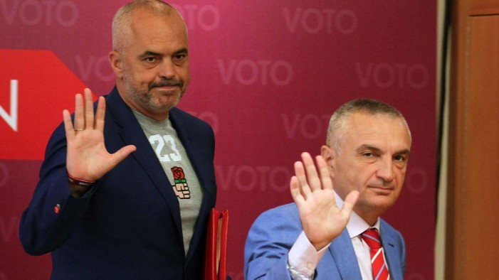 Глава уряду Албанії Еді Рама та президент Ілір Мета не здатні розв’язати внутрішньополітичну кризу