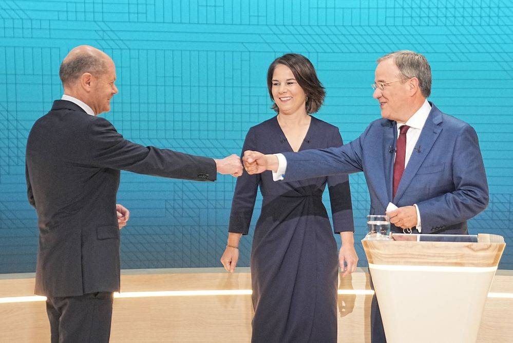 Нове майбутнє німецької політики. На фото (зліва – направо) лідери соціал-демократів Олаф Шольц, «зелених» – Анналена Бербок і християнських демократів – Армін Лашет