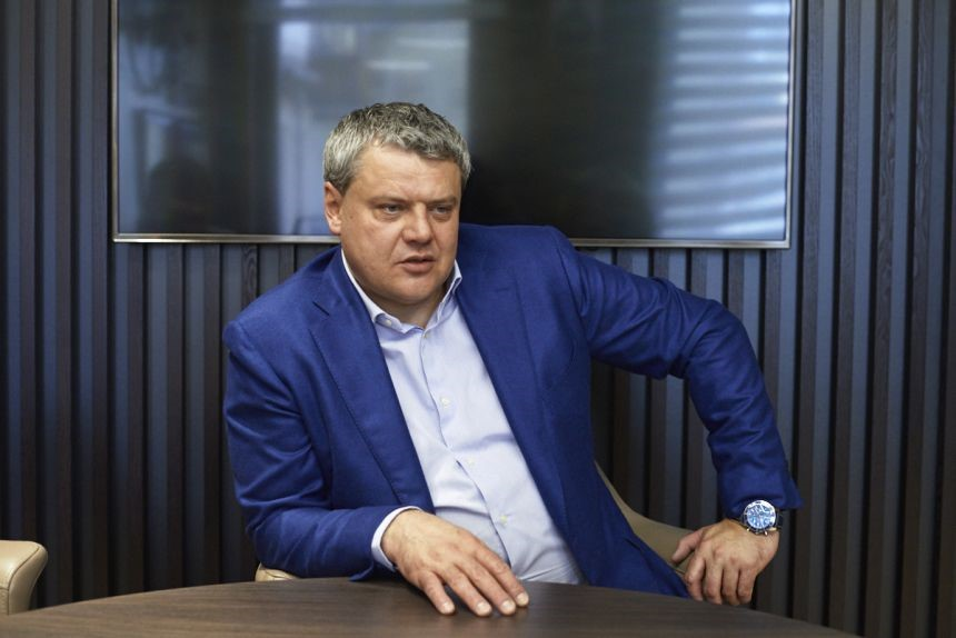 Гендиректор «Укрбуд девелопмент» Олег Майборода запевняє, що Микитась бездумними тратами довів компанію до ручки