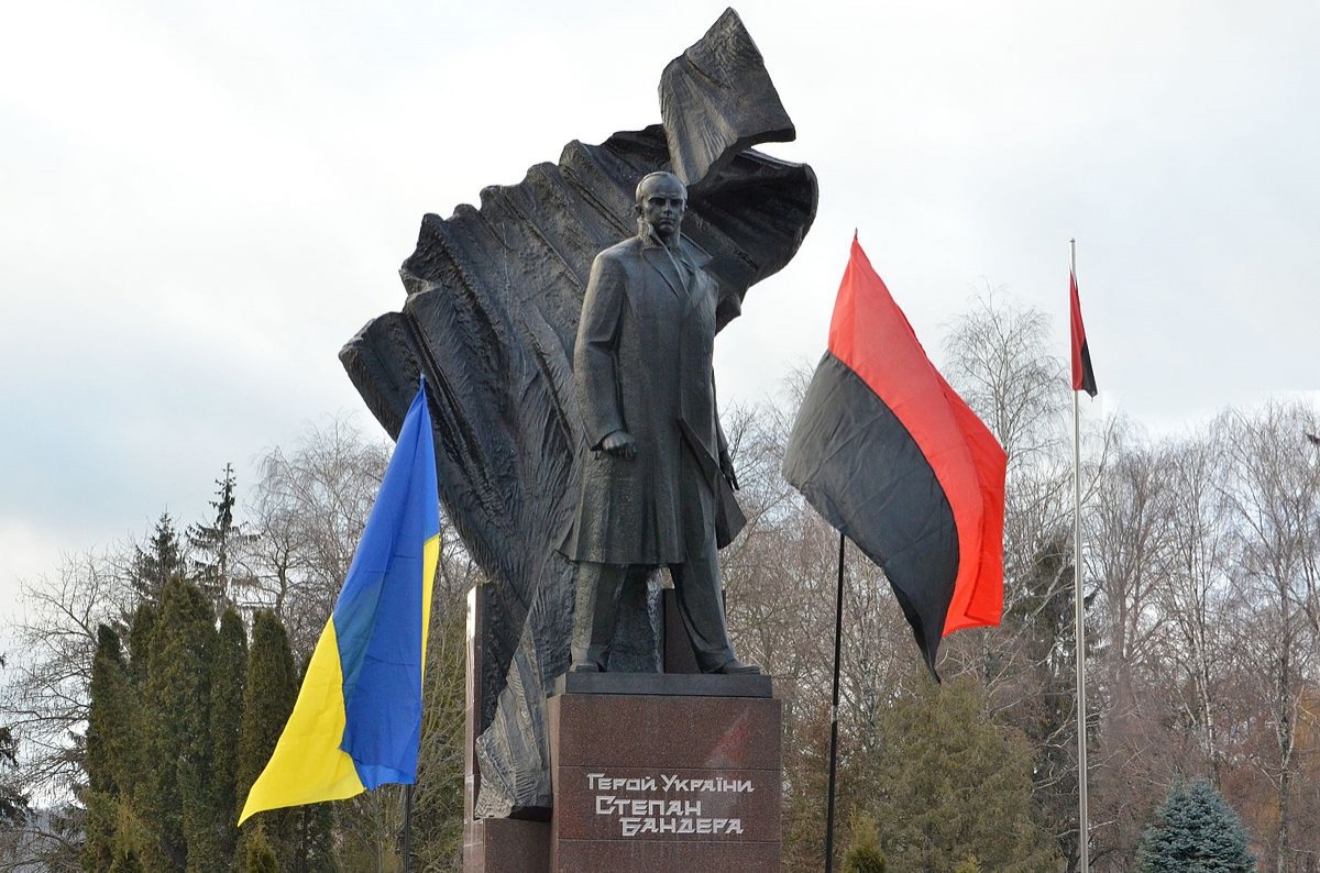 Пам'ятник Степану Бандері в Тернополі