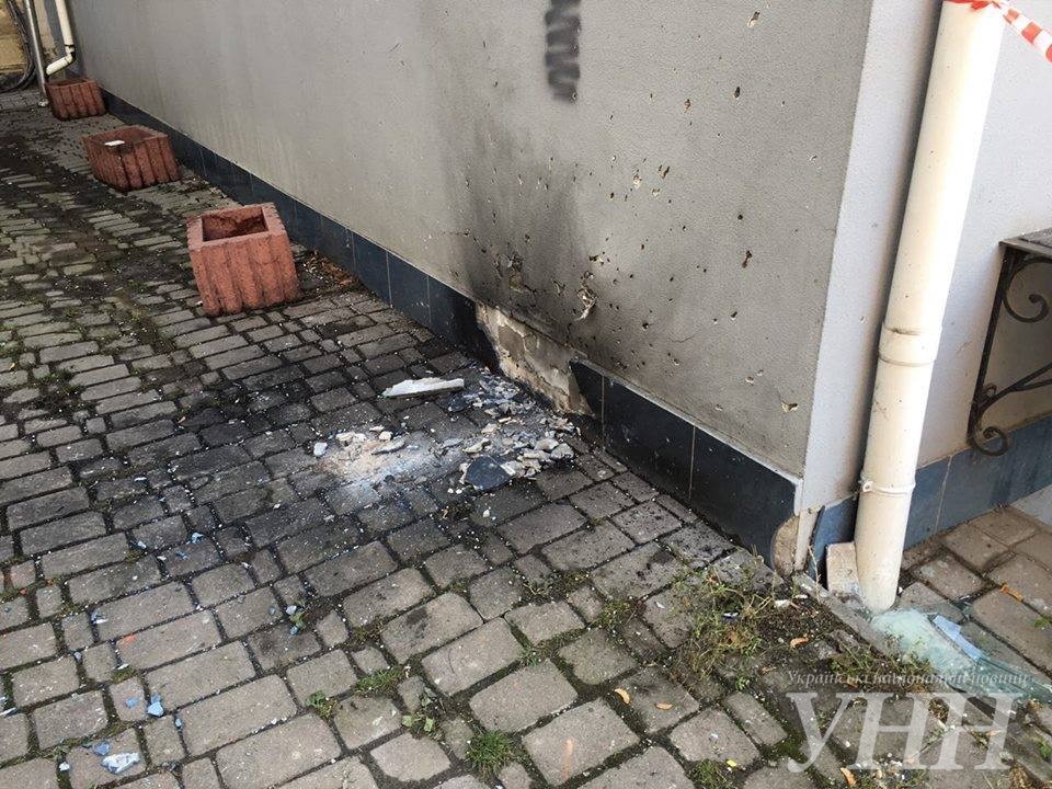 0d7b6f9b9a7c9e9ccfdb8f63f84199d83dd6dbfe