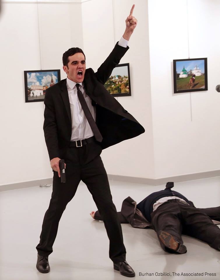 Знамените фото вбивства російського посла