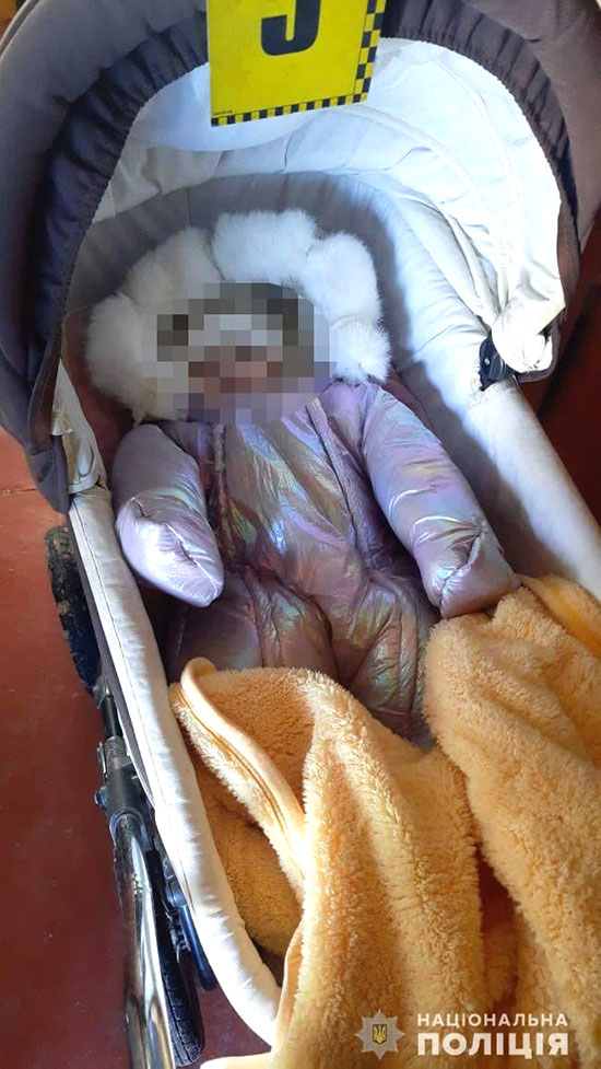 Чотиримісячна дитина, яка померла від переохолодження. фото: Нацполіція