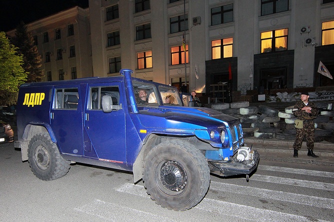 Броньований автомобіль «Тигр» від Жириновського для сепаратистів «ЛНР»