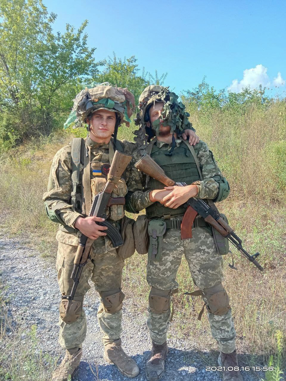 Валерій Геровкін (зліва) з побратимом, фото пресслужби 93-ї бригади