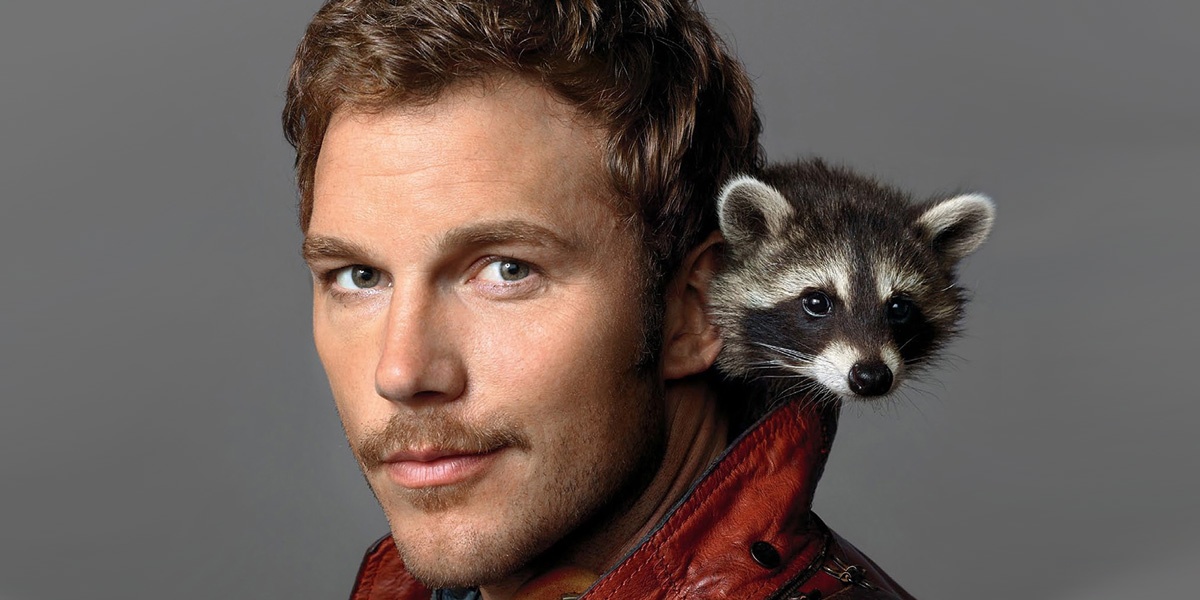 star-lord-chris-pratt-with-real-raccoon-guardians-of-the-galaxy