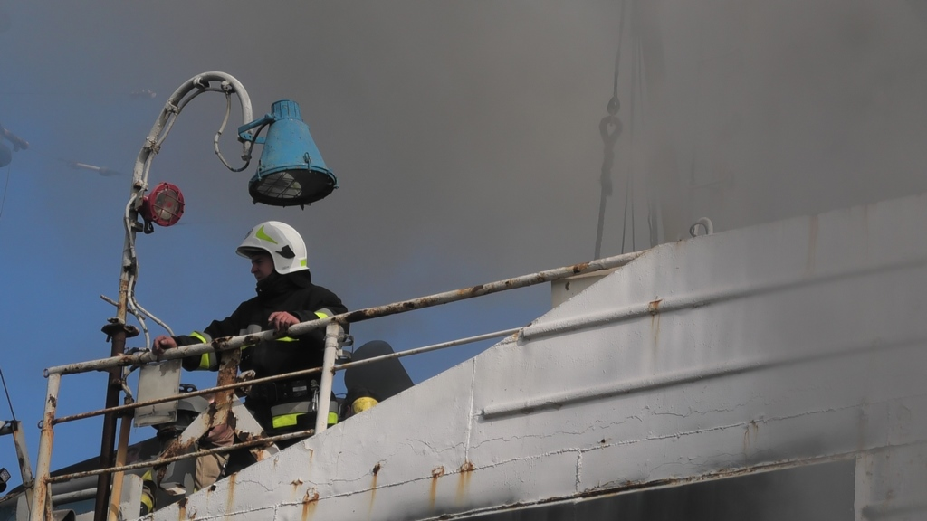 Пожежа на судні у Херсоні