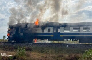 На Рівненщині горів пасажирський потяг