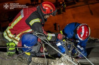 Завершилася рятувальна операція в одному з районів Києва, постраждалому від атаки дронів 1 січня