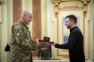 Зеленський нагородив захисників, які воюють на Курщині