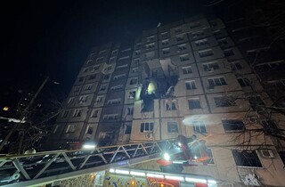 Дніпропетровська ОВА показала фото пошкодженого будинку внаслідок атаки