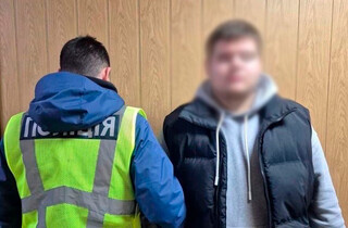 Затримано зловмисників, які вимагали у киянина $50 тис. неіснуючого боргу