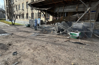 Удар по Києву: пошкоджено корпуси Інституту отоларингології (фото)