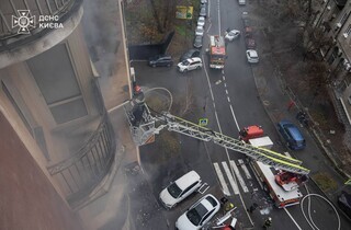 У Києві в одній із квартир Шевченківського району вибухнула зарядна станція (фото)
